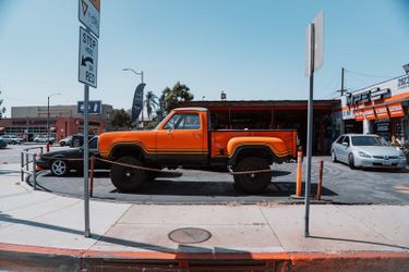 Dodge power wagon 77