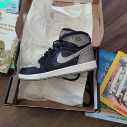 Air Jordan 1 Retro OG High Satin Shadow 13c