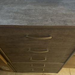 5 Dresser Draw 