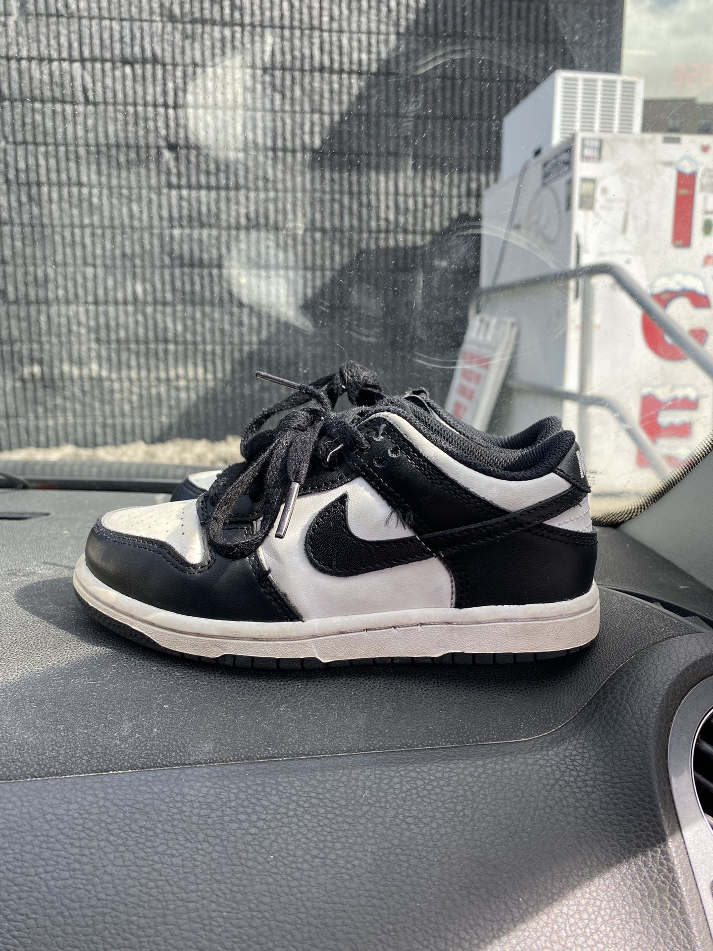 Panda Dunks Sz 11.5c