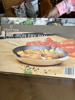 New Crofton Cast Iron Fry Pan – Porcelain Enamel (In Box)