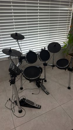 Alesis Surge DM7X Electronic Drum Kit (Full Set) – Works Great