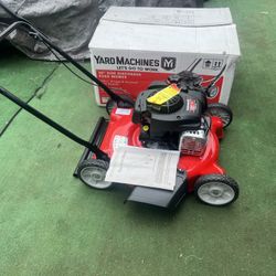  Yard Machines 20 in. 125 cc OHV Briggs and Stratton Gas Walk Behind Push Mower