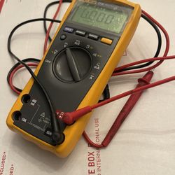 Fluke 77 IV Multimeter Used Condition, Works $250 Firm On Price