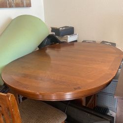 Dinning Table With 4 Chairs