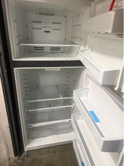 Black stainless steel refrigerator
