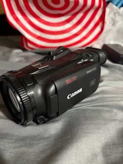 Canon Vixia HF G70 UHD Camcorder