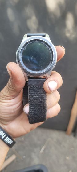 Samsung galaxy watches and wireless charger