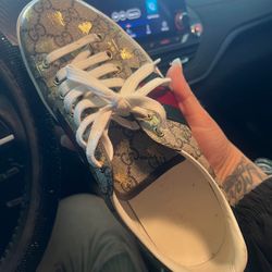 Men’s Size 9 Authentic Gucci Shoes 