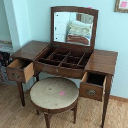 Antique Bedroom Set