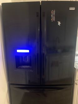 Kenmore Elite / Everything Runs It Just Don’t Get Cold/ Need Gone ASAP