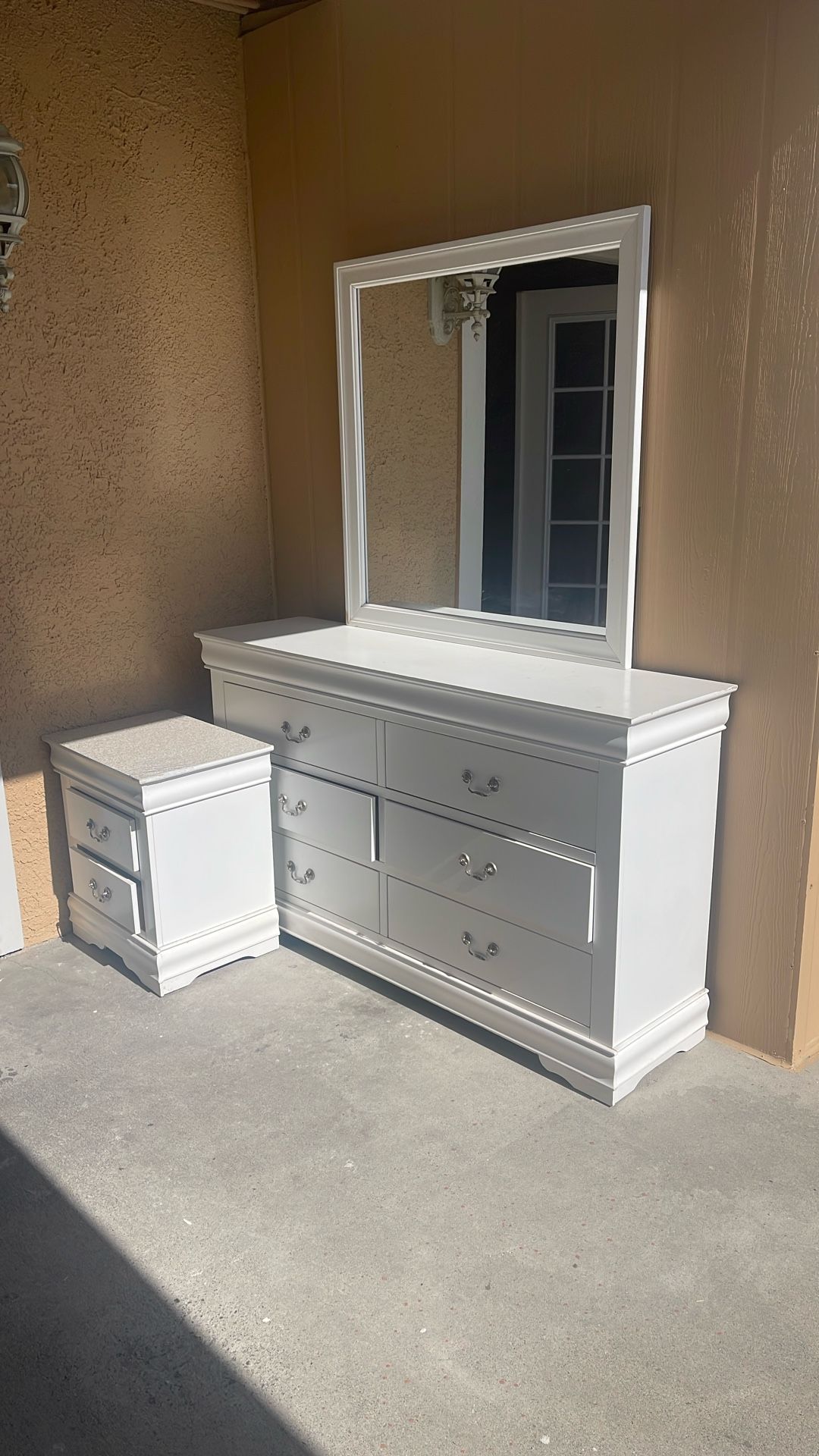 Dresser With Mirror $125