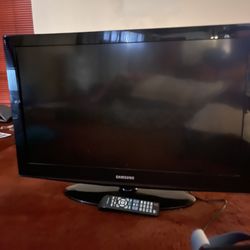 Samsung LN32C403E2D 32-Inch LCD HDTV – 720p HD TV Television 