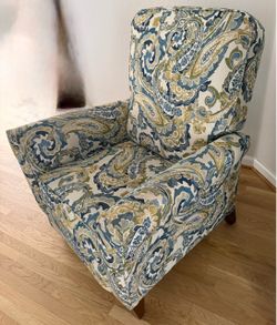LA-Z-Boy Paisley Print Recliner Chair