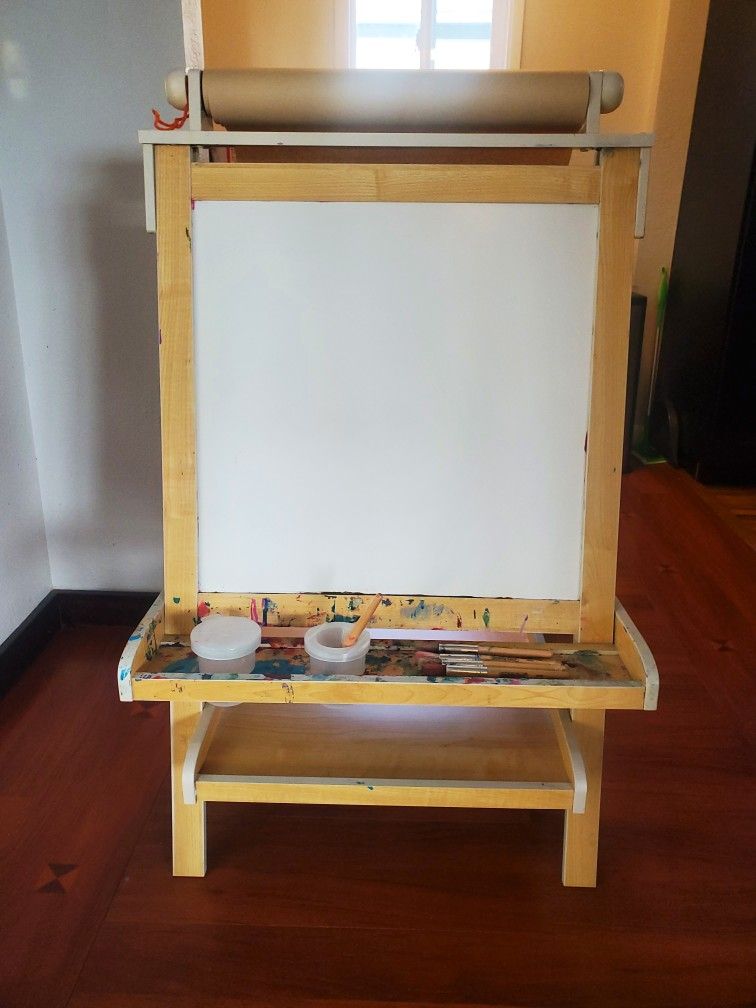 Easel (Kidcraft) - Whiteboard, Chalkboard, Paper Roll