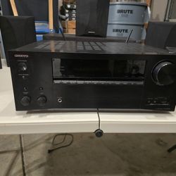 Onkyo TX-NR 696 7.1 Home Theater Sound System 