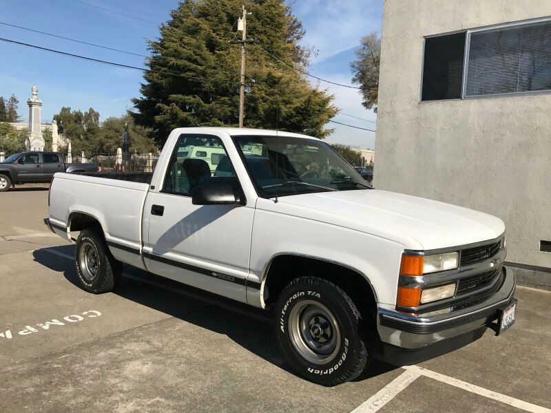 1998 Chevy Silverado Single Cab Short Bed 2WD