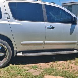 2004 Nissan Armada