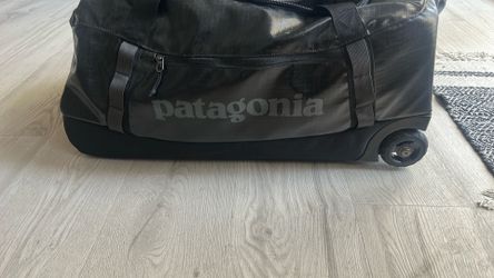 Patagonia black hole wheeled Duffel