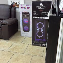 MAXPOWER 20,000W Bluetooth Wireless Speaker With 2 Microphones Karaoke 