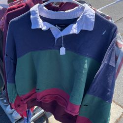 Sweatshirt