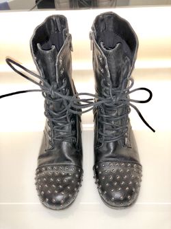 Madden Girls Gewelz Black Ankle Boots Studs Size 8