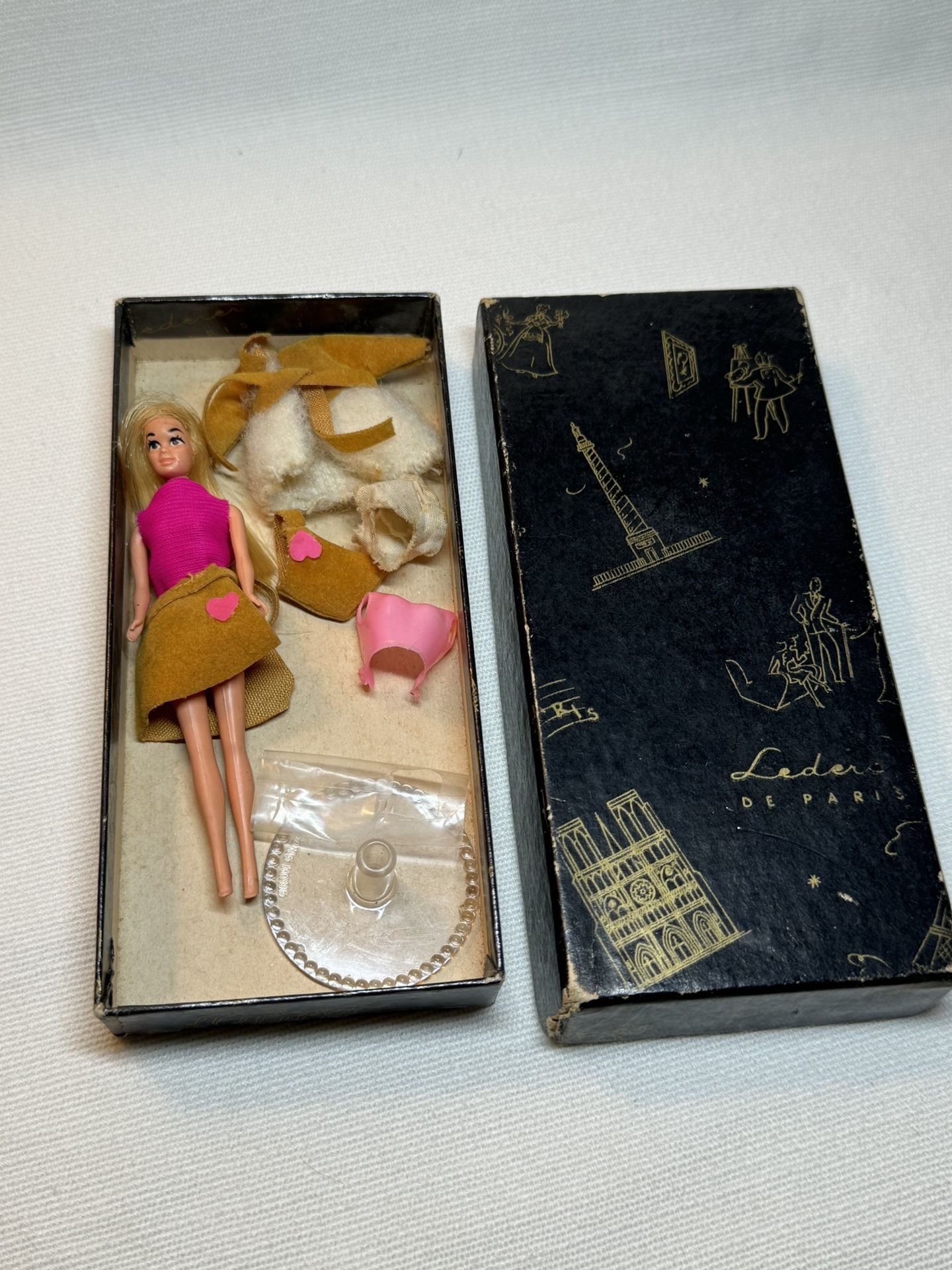 🌸Rare 🌸Vintage Fashion Teeners Barbie “Doreen” By Mattel, Only Produced for One Year