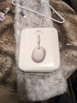 Sony Wh-1000xm5