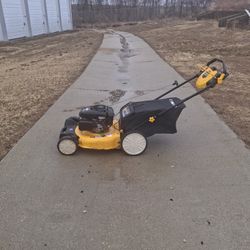 Cub cadet Self Propel Mower 
