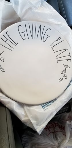 Rae Dunn The giving plate