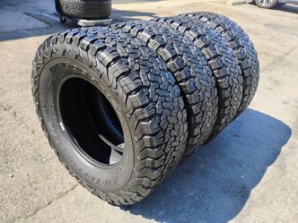 BFGoodrich all terrain A/T LT285/70/17"