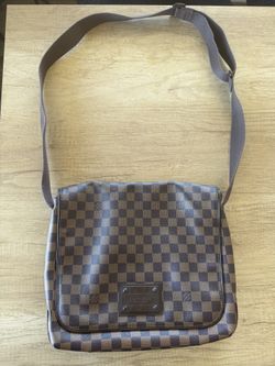 Louis Vuitton Damier Ebene Brooklyn messenger bag