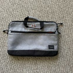 Grey Targus Macbook / Laptop Case For 16” Laptops
