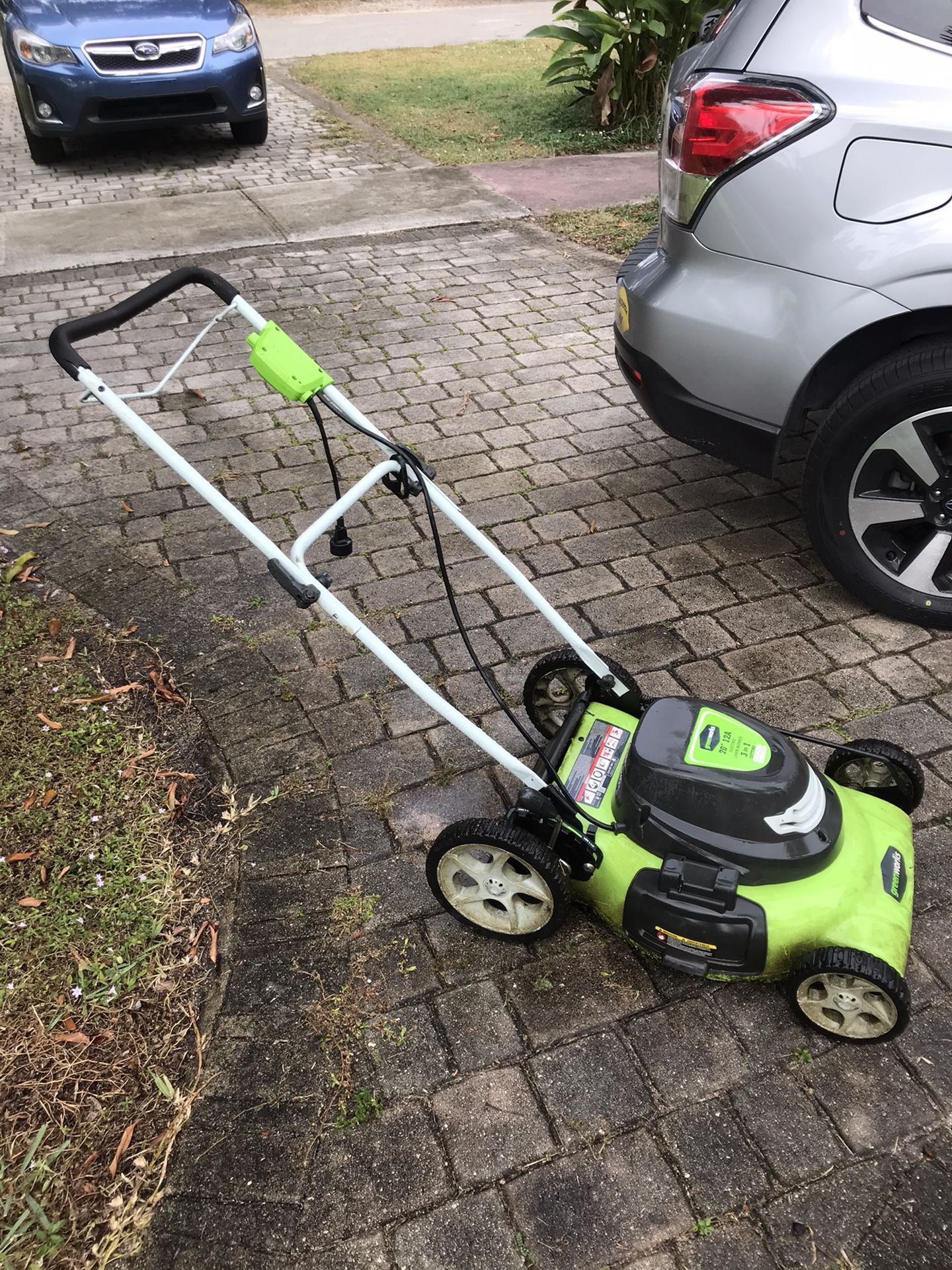 Lawn mower/Leaf blower combo