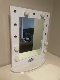 Vanity Girl Hollywood Mirror