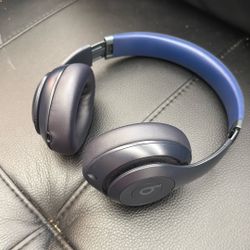 Beats 3 Studio headphones