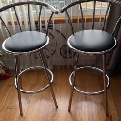 Swivel Bar Stools 