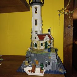 Motorized Lighthouse Lego