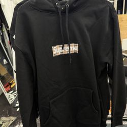 black supreme/burberry hoodie