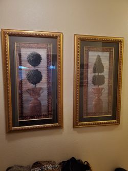 Pair of Pictures