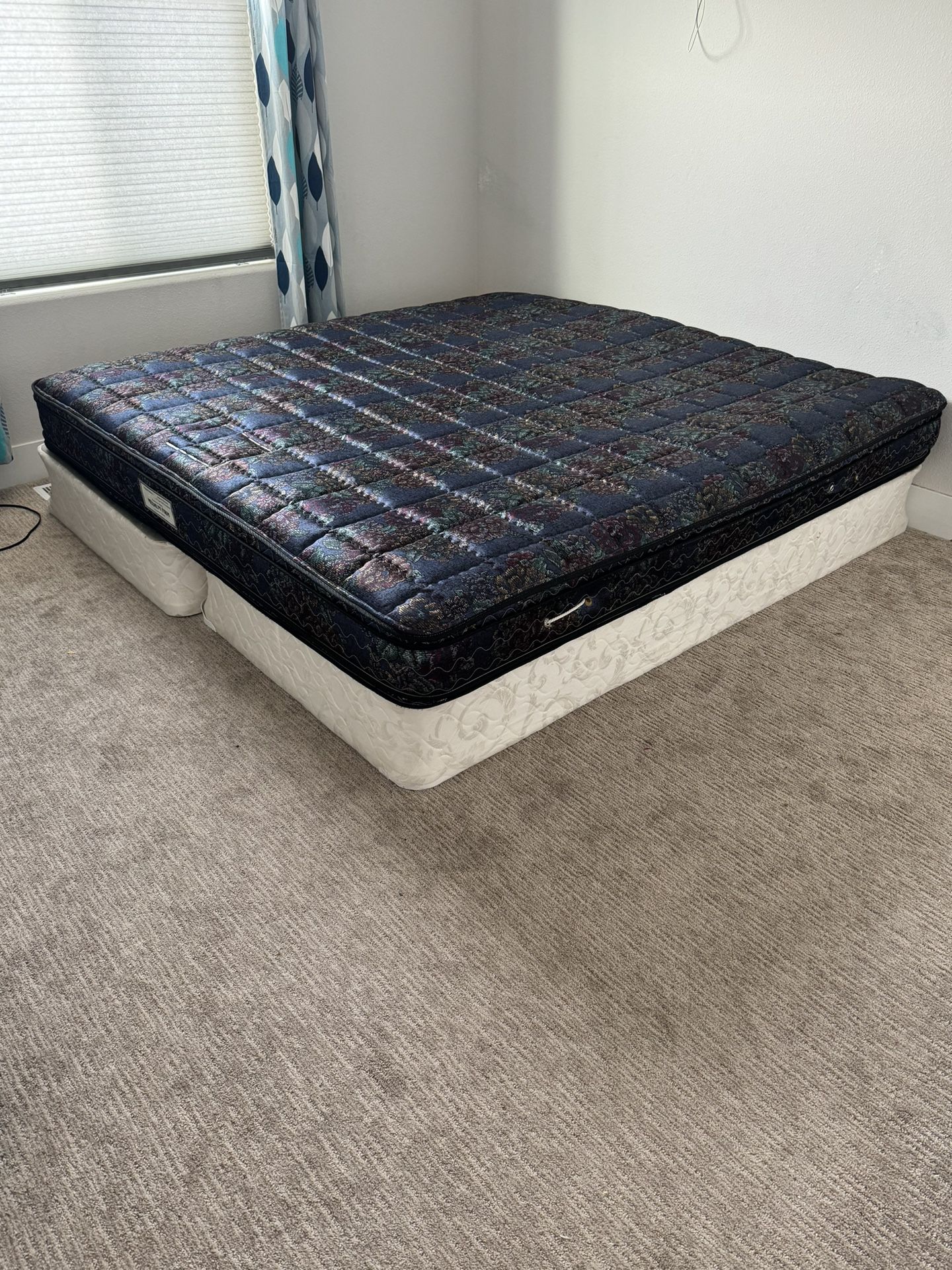 King Size Bed And 2 Box Frames
