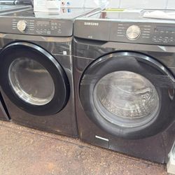 WASHER AND DRYER SET