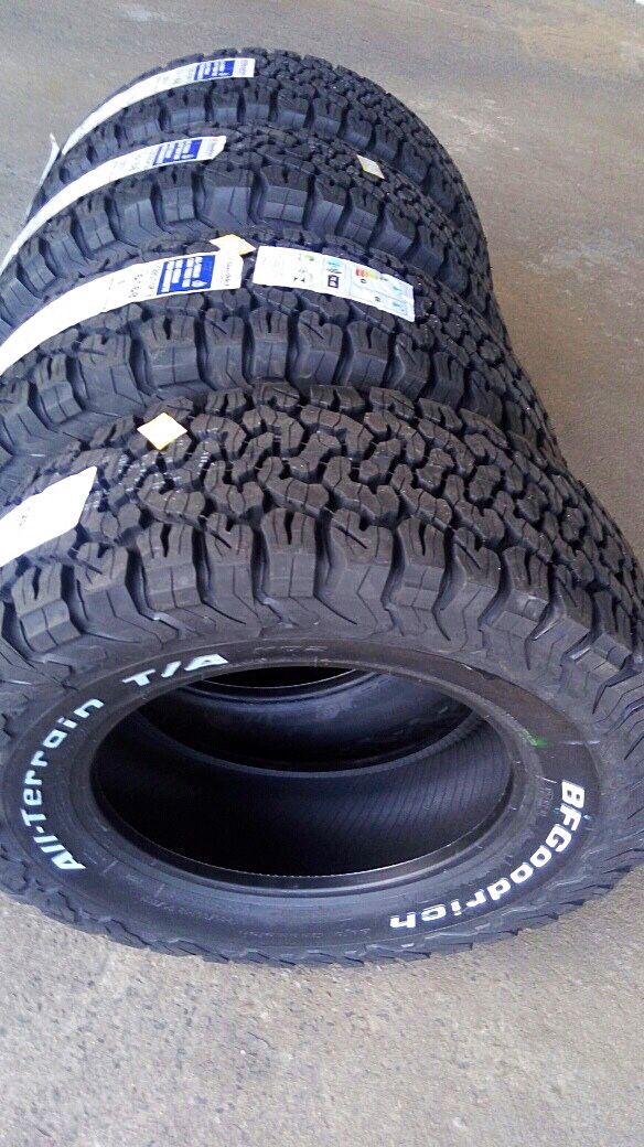 265/70r18 BFGoodRich ko2 All terrain tires (4 for $700) for Sale in ...