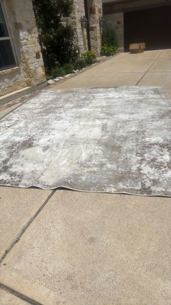 AREA RUG