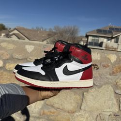 Jordan 1 Black Toe 