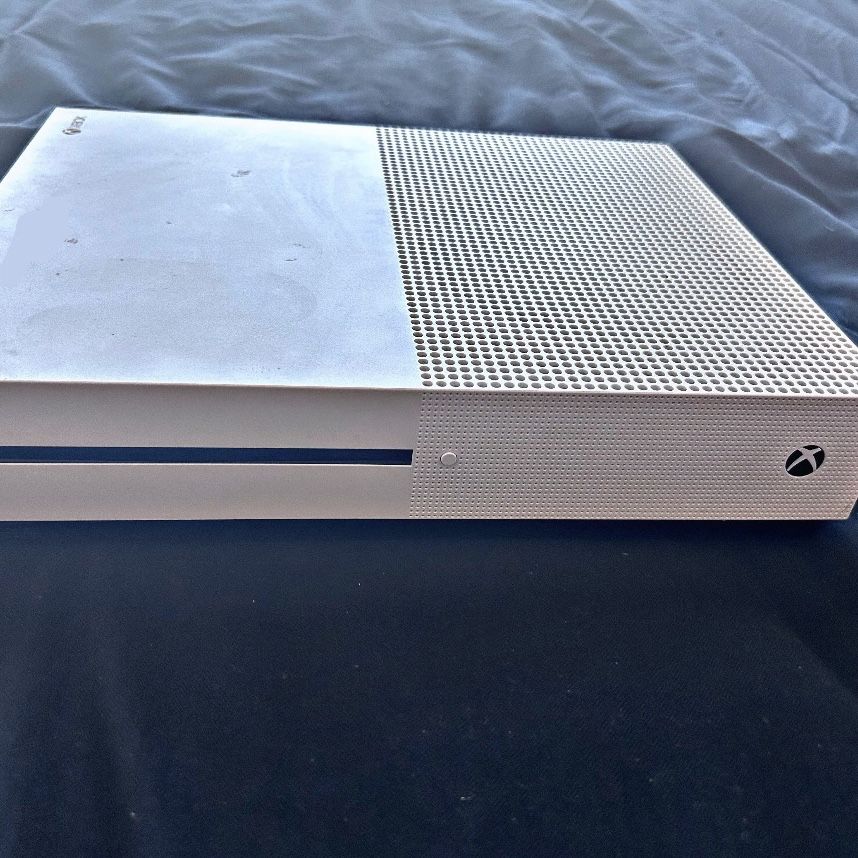 Xbox One S