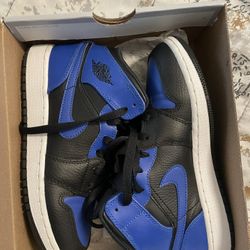 jordan 1s mid