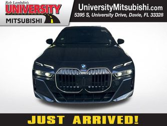 2026 BMW 740i