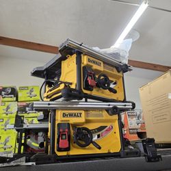 8-1/4" Table Saw Dewalt 