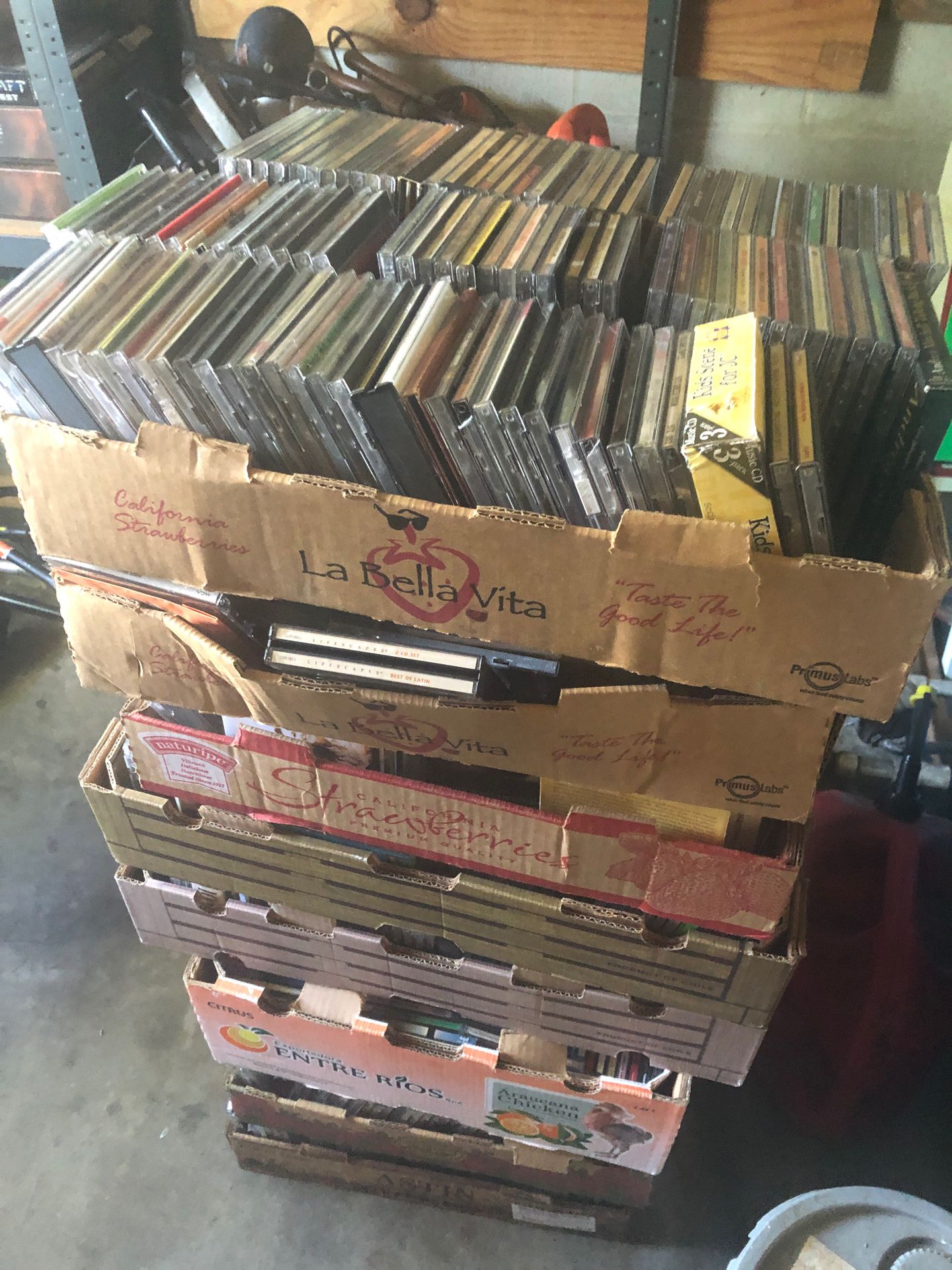 Over 1200 music cds all kinds of music some sealed